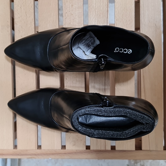 🎁 ECCO Gisborne Women's Ankle Boot - Picture 6 of 7